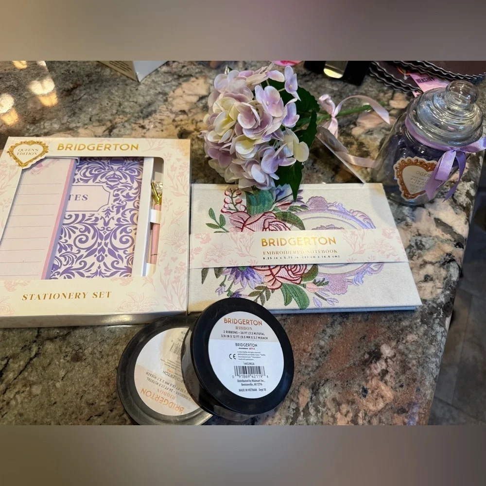 Bridgerton Stationery Notebook Ribbon Flowers and Bath Beads Set BRAND NEW